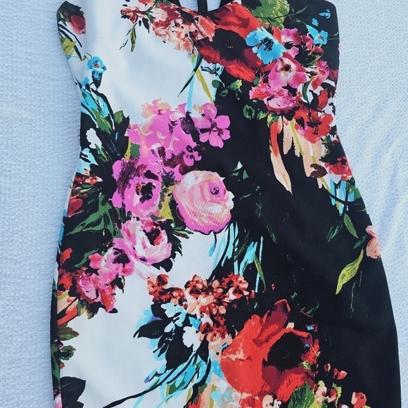 Venus Floral Midi Dress Multicolor size small - Picture 4 of 11